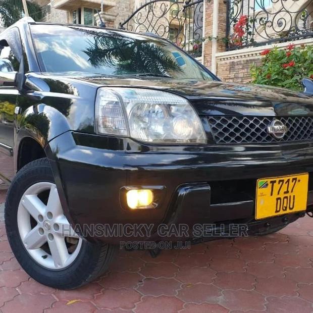 Nissan X-Trail 2005 Black