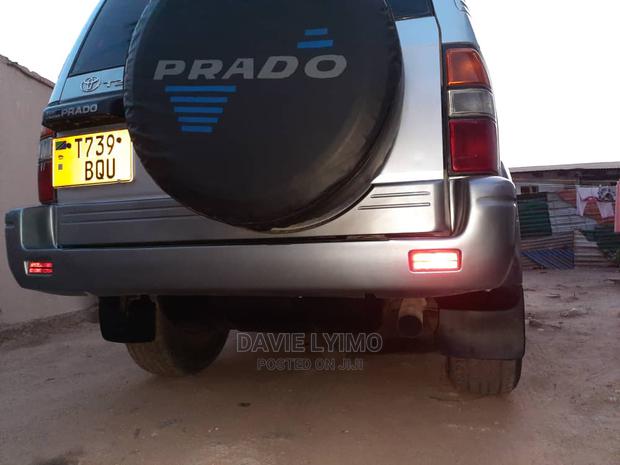 Toyota Land Cruiser Prado 1997 Gray