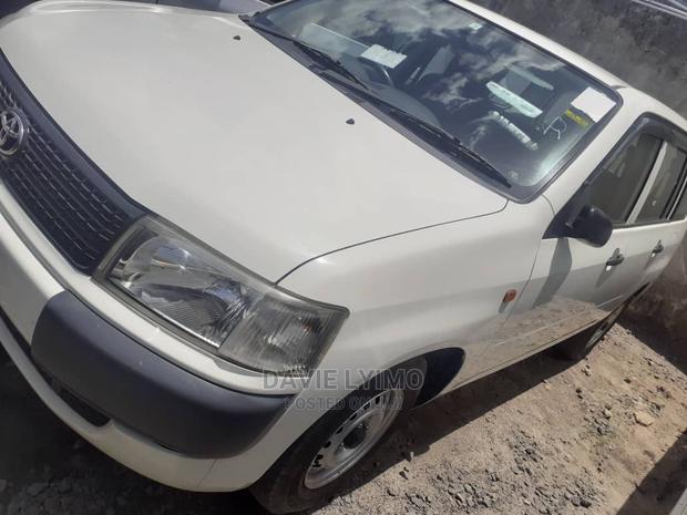 Toyota Probox 2006 White