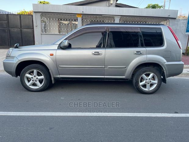 Nissan X-Trail 2004 Silver
