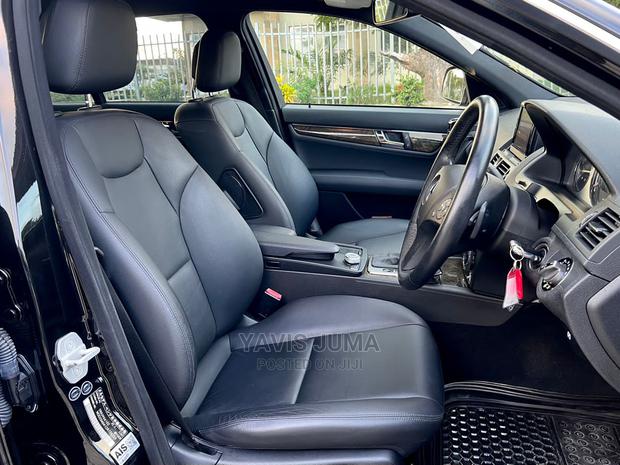 Mercedes-Benz C-Class 2008 Black