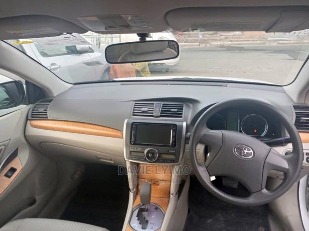 Toyota Corona 2008 White