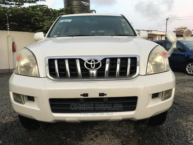 Toyota Land Cruiser 2010 4.0 V6 GX White
