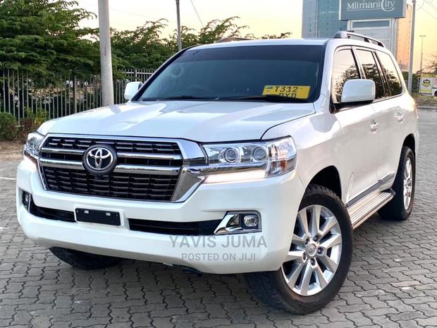 Toyota Land Cruiser 2012 Pearl