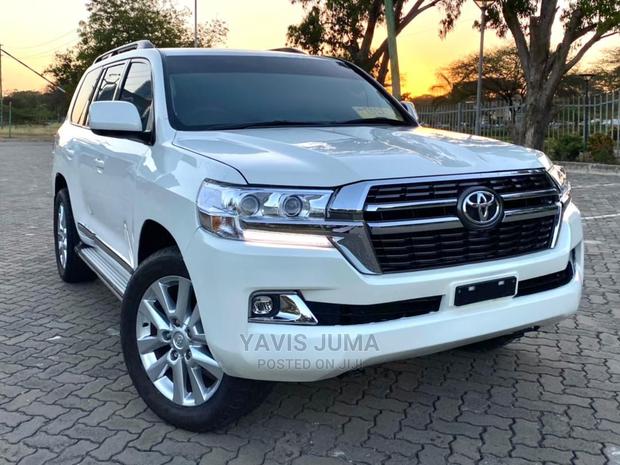 Toyota Land Cruiser 2012 Pearl