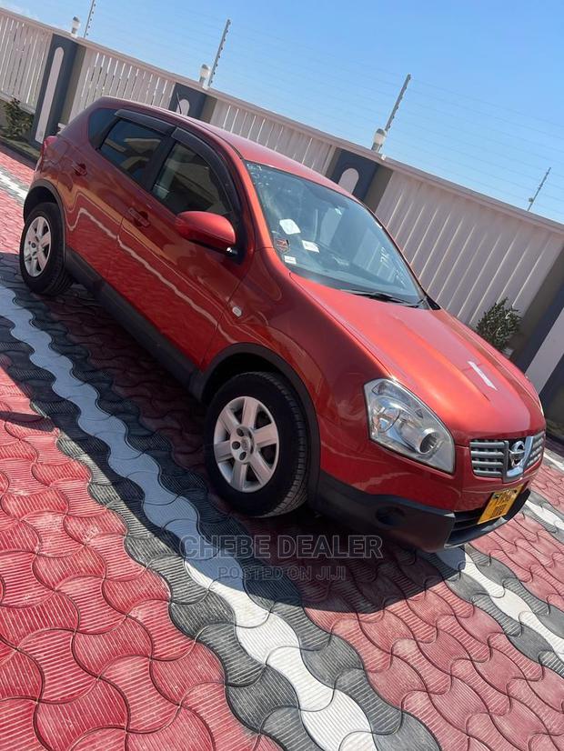 Nissan Dualis 2008 Pink