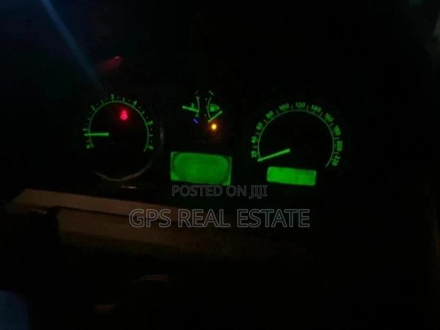 Land Rover Discovery 2003 Gray