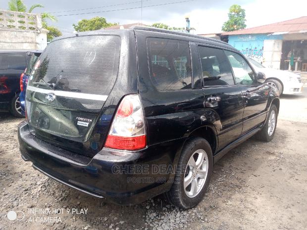 Subaru Forester 2004 Black