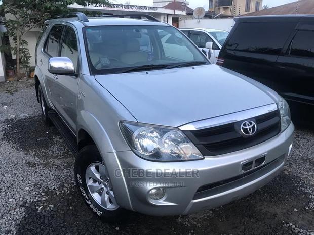 Toyota Fortuner 2008 2.5 D AWD Silver