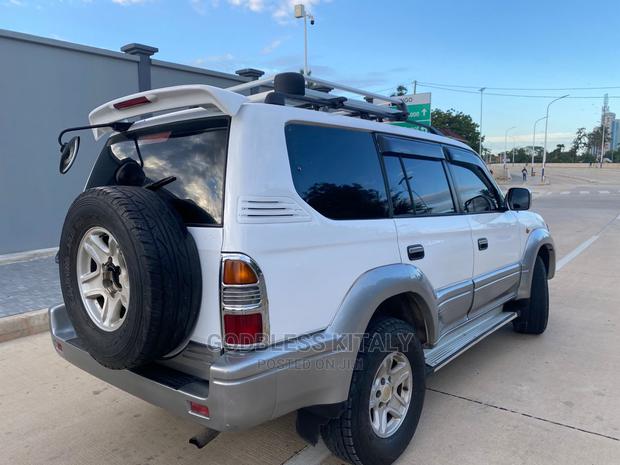 Toyota Land Cruiser 1997 90 Silver