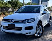 Volkswagen Touareg 2014 White for sale