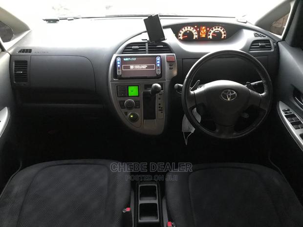 Toyota Ractis 2008 1.5 AWD Gray