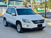 Volkswagen Tiguan 2009 White for sale