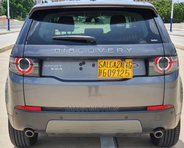 Land Rover Discovery 2016 Gray