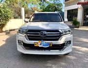 Toyota Land Cruiser 2018 4.5 V8 VXR White for sale