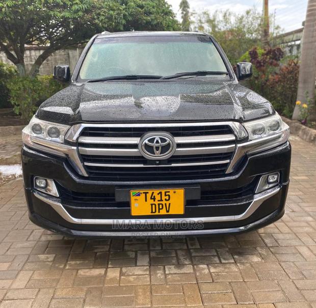 Toyota Land Cruiser 2018 Black