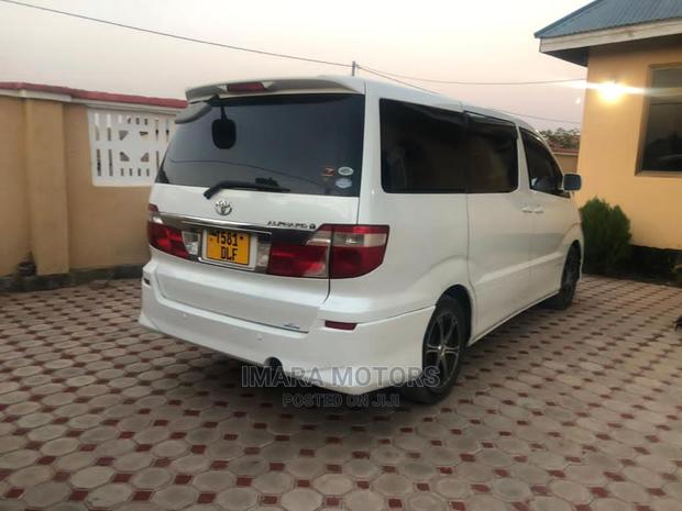 Toyota Alphard 2003 White