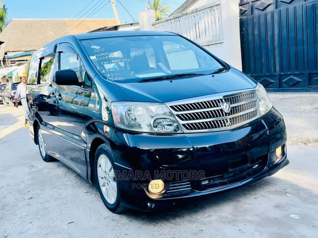 Toyota Alphard 2004 Black