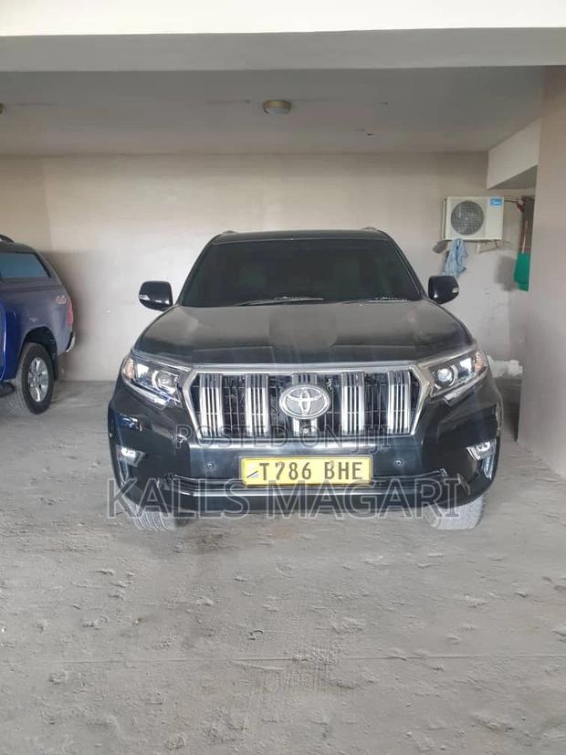 Toyota Land Cruiser Prado 2014 Black