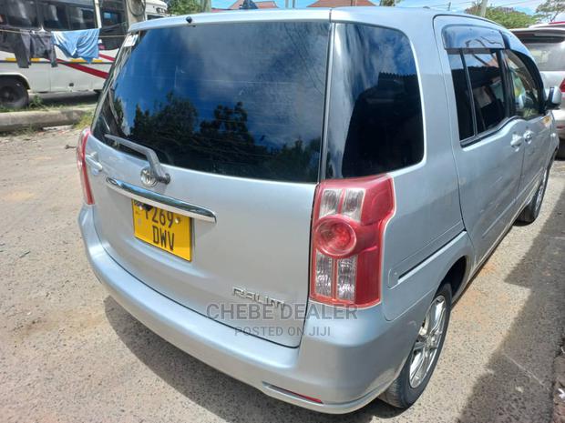 Toyota Raum 1.5 AWD 2008 Silver