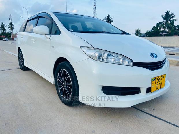 Toyota Wish 2010 White