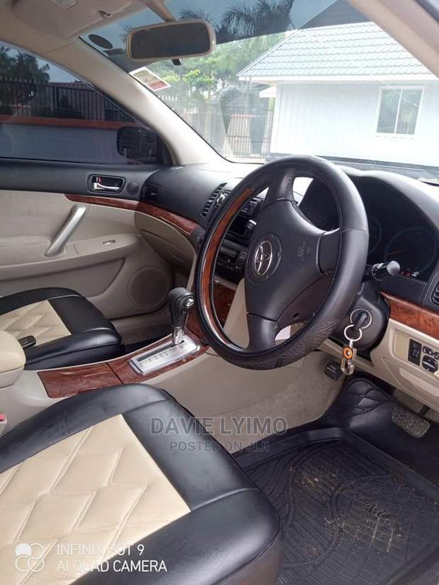 Toyota Corona Premio 2001 Silver