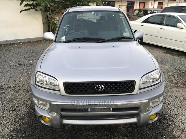 Toyota RAV4 2000 Automatic Silver