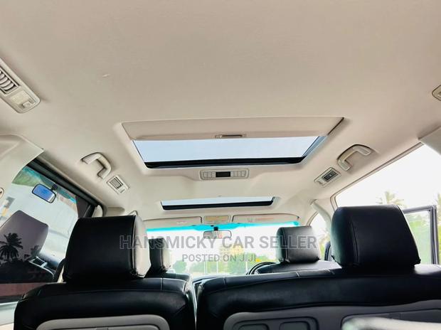 Toyota Alphard 2005 Black