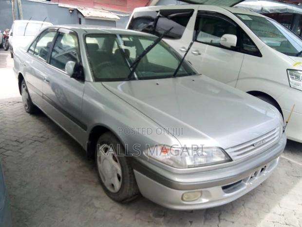 Toyota Carina 2001 Silver