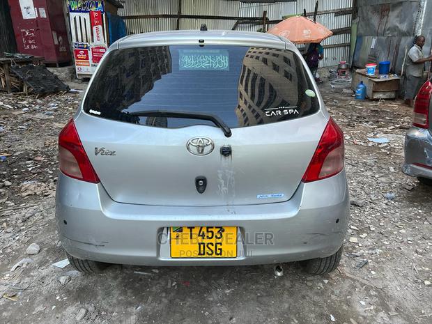 Toyota Vitz 2006 1.0 FWD 3dr Silver