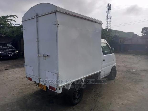 Suzuki Super Carry 1999 White