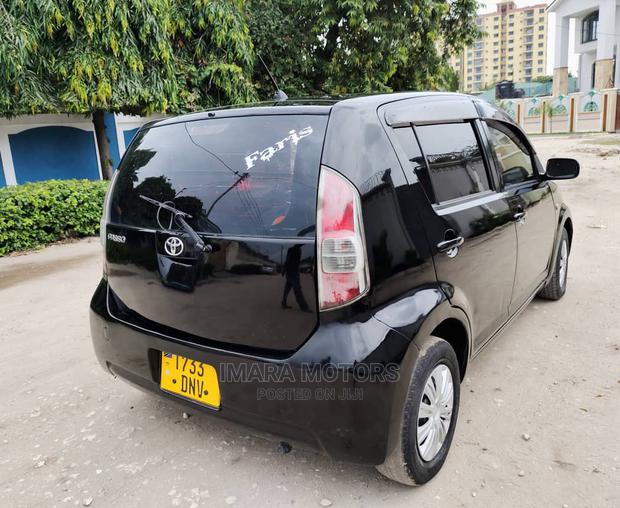Toyota Passo 2005 Black