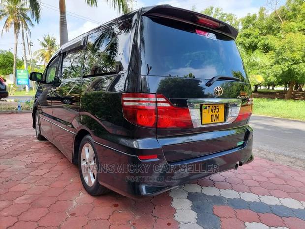 Toyota Alphard 2006 Black