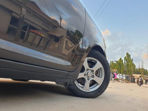 Toyota Corolla Rumion 2008 Black