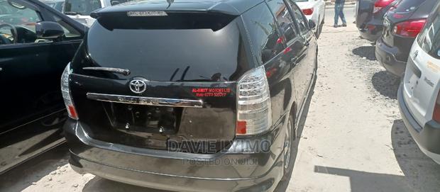 Toyota Wish 2004 Black