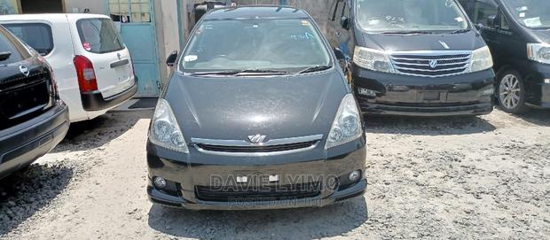 Toyota Wish 2004 Black