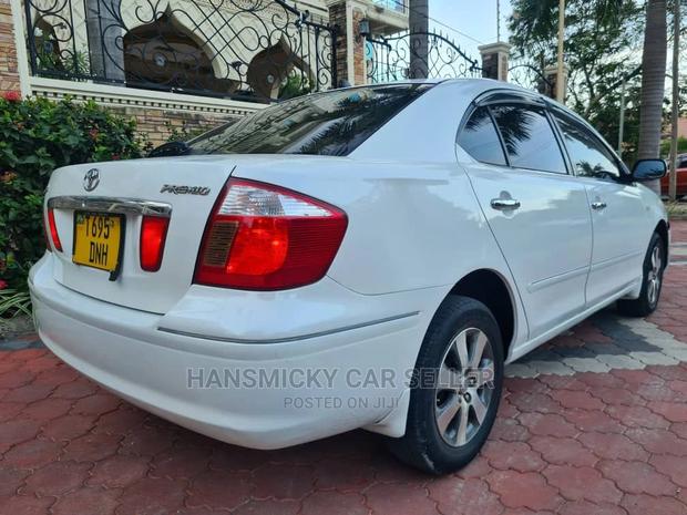 Toyota Corona Premio 2001 White