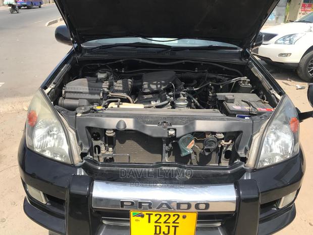 Toyota Land Cruiser Prado 2007 Black