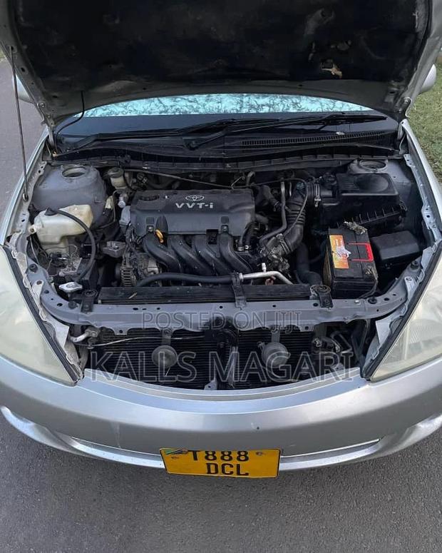 Toyota Allion 2004 Silver