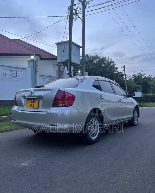 Toyota Allion 2004 Silver