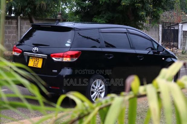 Toyota Wish 2010