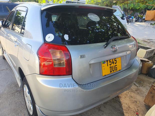 Toyota Corolla RunX 2003 Silver