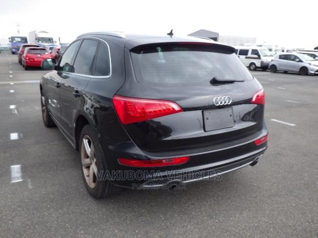 Audi Q5 2011 Black