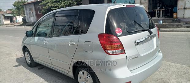 Toyota Corolla Spacio 2004 Silver