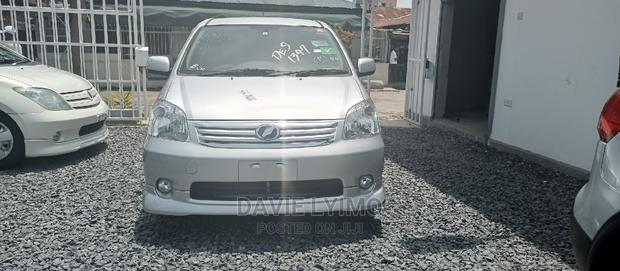 Toyota Raum 2008 Silver