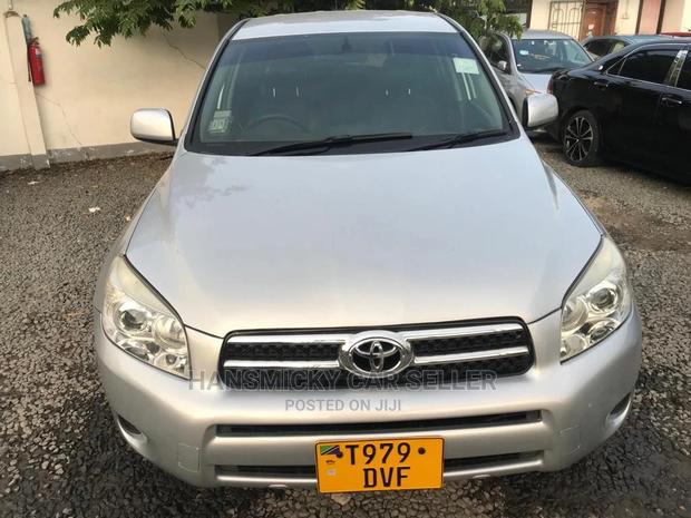 Toyota RAV4 2008 Silver