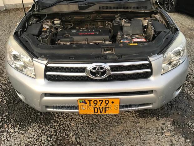 Toyota RAV4 2008 Silver