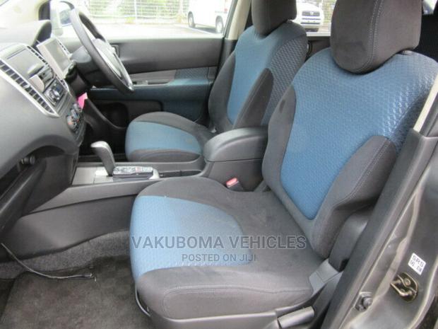 Nissan Wingroad 2006 Gray