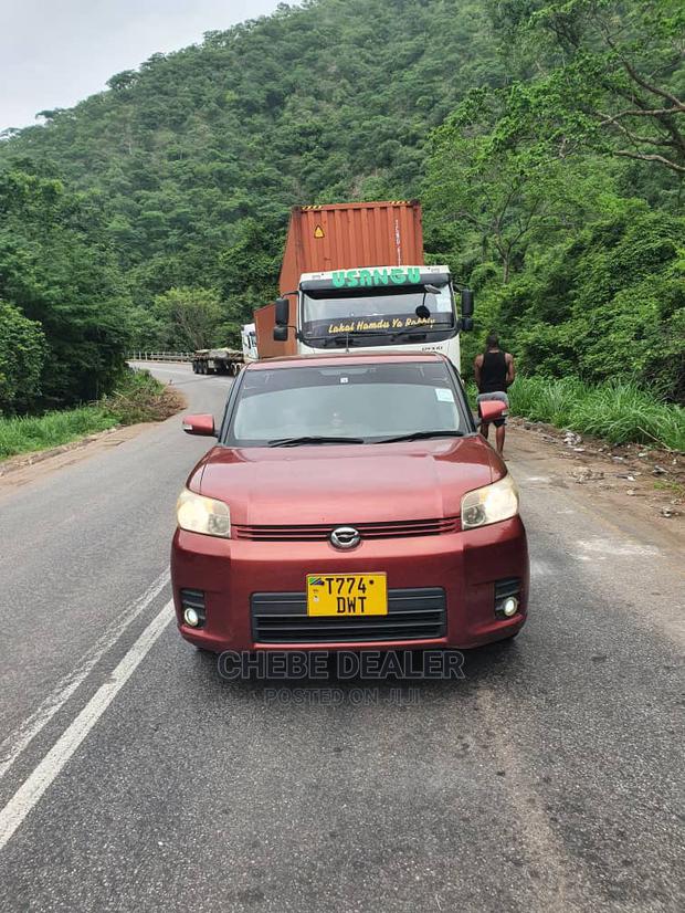Toyota Corolla Rumion 2009 Hatchback 1.5 FWD Red