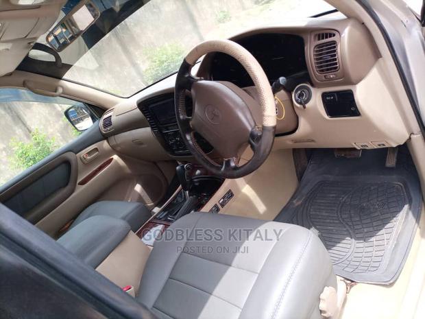 Toyota Land Cruiser 1999 Silver